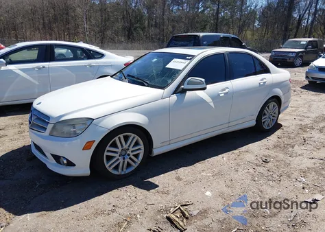 2008 Mercedes-Benz C 300 Luxury/Sport z USA, uszkodzony, nr VIN WDDGF54X38F195141